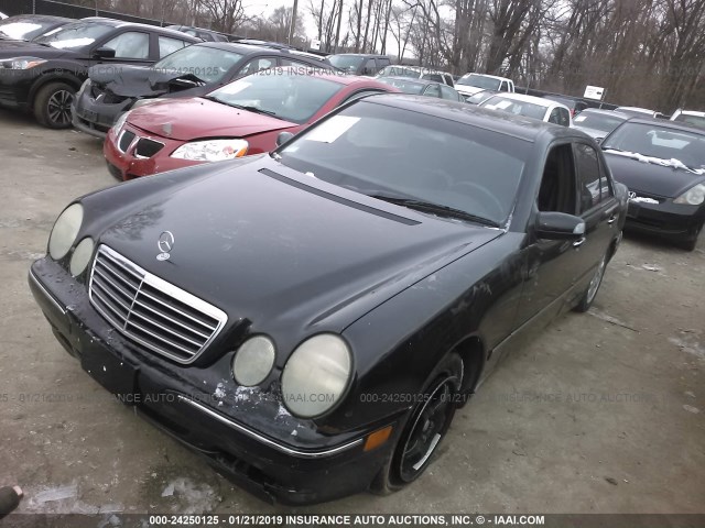 WDBJF65J5YA977369 - 2000 MERCEDES-BENZ E 320 BLACK photo 2