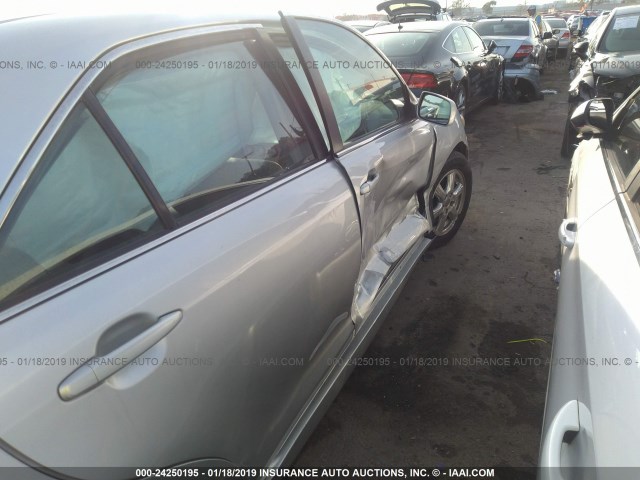 4T1BF3EK8AU011014 - 2010 TOYOTA CAMRY SE/LE/XLE SILVER photo 6