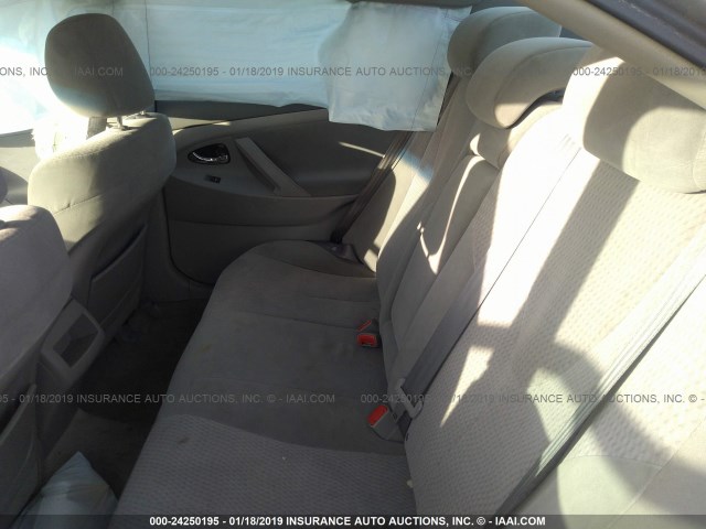 4T1BF3EK8AU011014 - 2010 TOYOTA CAMRY SE/LE/XLE SILVER photo 8