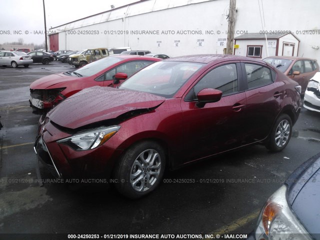 3MYDLBZV1GY103271 - 2016 TOYOTA SCION IA RED photo 2