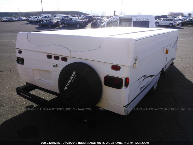 4CP678H1057271397 - 2005 FLEETWOOD GRAND TOUR  WHITE photo 4