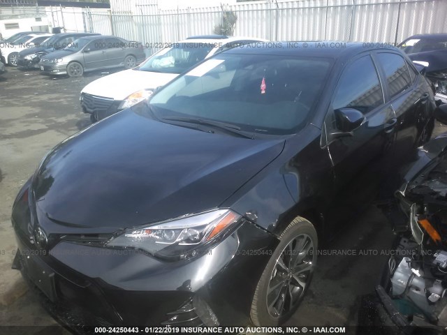 5YFBURHE1JP795665 - 2018 TOYOTA COROLLA L/LE/XLE/SE/XSE BLACK photo 2