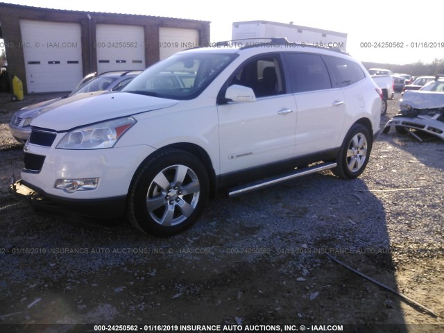 1GNER23D79S140772 - 2009 CHEVROLET TRAVERSE LT WHITE photo 2