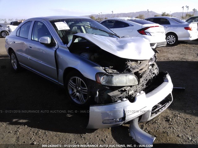 YV1RS592382698648 - 2008 VOLVO S60 2.5T SILVER photo 1