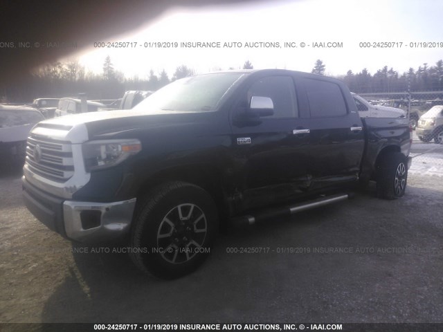 5TFHY5F10JX699406 - 2018 TOYOTA TUNDRA CREWMAX LIMITED BLACK photo 2