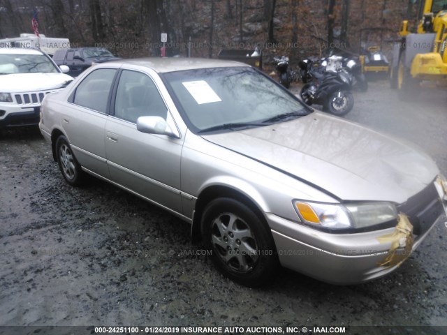 JT2BF22K5X0232291 - 1999 TOYOTA CAMRY LE/XLE TAN photo 1