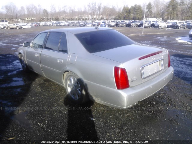 1G6KF57905U179927 - 2005 CADILLAC DEVILLE DTS GRAY photo 3