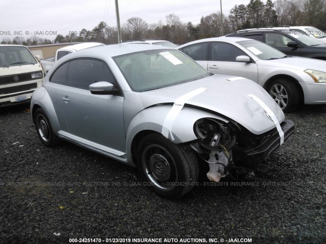 3VWHP7AT2CM621948 - 2012 VOLKSWAGEN BEETLE SILVER photo 1