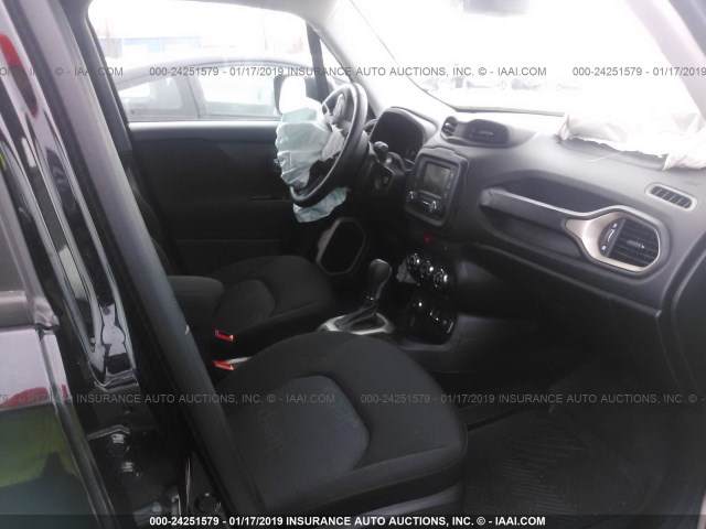 ZACCJBBB3HPG52668 - 2017 JEEP RENEGADE LATITUDE BLACK photo 5