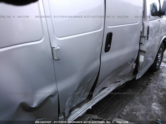 1GCFG15X261132343 - 2006 CHEVROLET EXPRESS G1500  GRAY photo 6