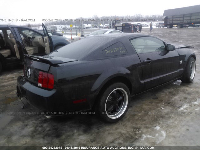 1ZVHT82H695145522 - 2009 FORD MUSTANG GT BLACK photo 4