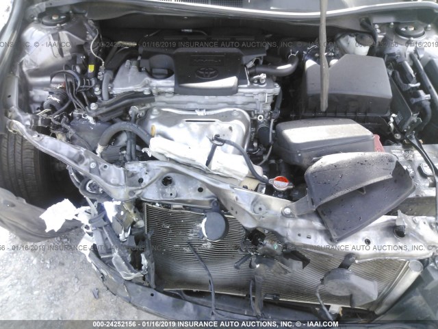 4T1BF1FK2GU130477 - 2016 TOYOTA CAMRY LE/XLE/SE/XSE GRAY photo 10