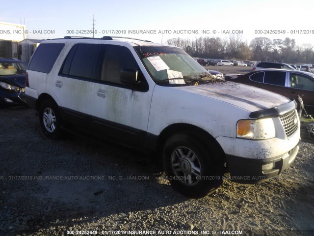 1FMRU15W34LA29233 - 2004 FORD EXPEDITION XLT WHITE photo 1