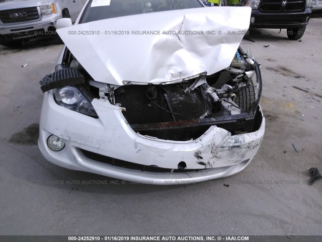 4T1CA38P15U057834 - 2005 TOYOTA CAMRY SOLARA SE/SLE WHITE photo 6