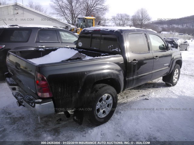 5TELU42N57Z402902 - 2007 TOYOTA TACOMA DOUBLE CAB BLACK photo 4