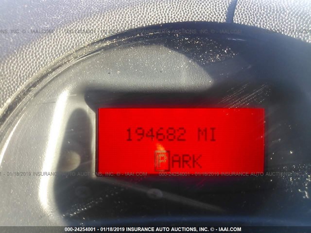 2G2WP522851138550 - 2005 PONTIAC GRAND PRIX WHITE photo 7