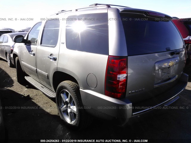 1GNSKCE02CR247962 - 2012 CHEVROLET TAHOE K1500 LTZ GRAY photo 3