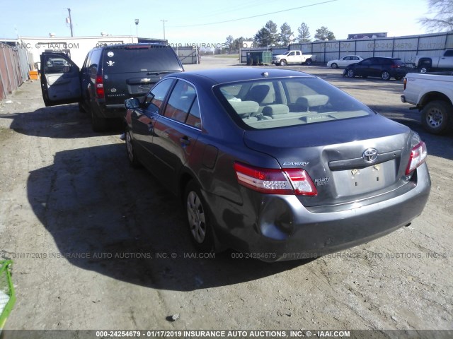4T4BF3EK0AR061962 - 2010 TOYOTA CAMRY SE/LE/XLE 灰色 照片 3