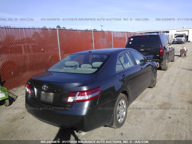 4T4BF3EK0AR061962 - 2010 TOYOTA CAMRY SE/LE/XLE 灰色 照片 4