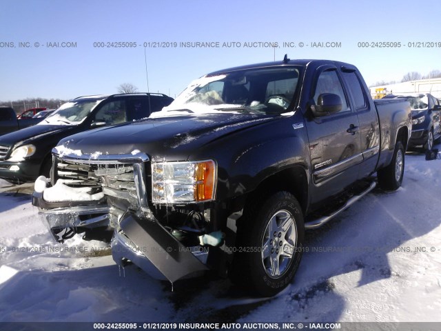 1GTR2WE33BZ253366 - 2011 GMC SIERRA K1500 SLT GRAY photo 2