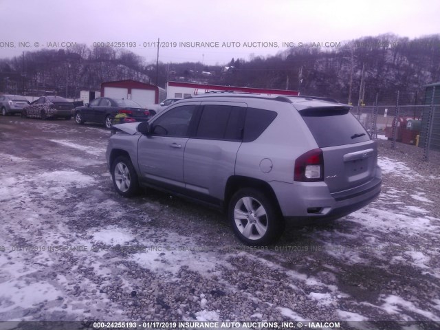 1C4NJDEB1GD586585 - 2016 JEEP COMPASS LATITUDE GRAY photo 3