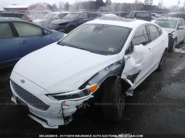 3FA6P0D9XKR137891 - 2019 FORD FUSION TITANIUM WHITE photo 2