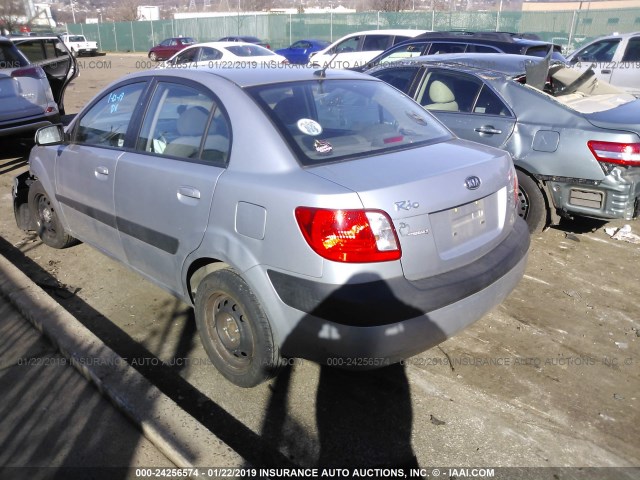 KNADE123986353746 - 2008 KIA RIO LX/SX SILVER photo 3