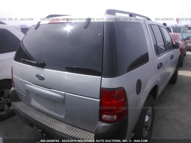 1FMZU62E62UB89140 - 2002 FORD EXPLORER XLS SILVER photo 4