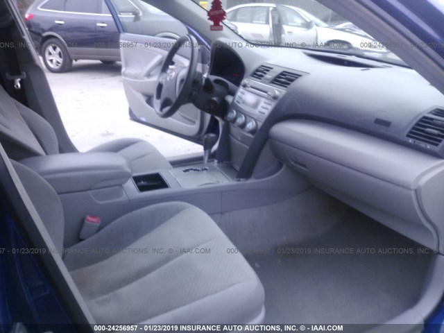 4T1BE46K97U109100 - 2007 TOYOTA CAMRY NEW GENERAT CE/LE/XLE/SE BLUE photo 5