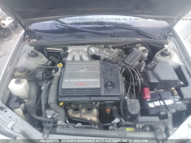 4T1BF28B31U166821 - 2001 TOYOTA AVALON XL/XLS SILVER photo 10