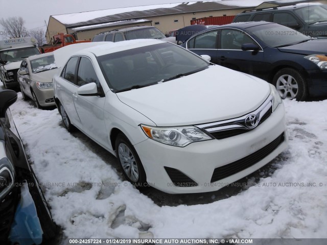 4T1BF1FK3CU509997 - 2012 TOYOTA CAMRY SE/LE/XLE 白色 照片 1