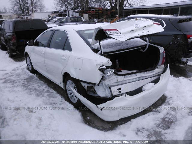 4T1BF1FK3CU509997 - 2012 TOYOTA CAMRY SE/LE/XLE 白色 照片 3