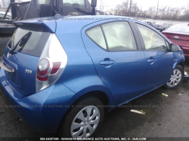 JTDKDTB3XE1570272 - 2014 TOYOTA PRIUS C BLUE photo 4