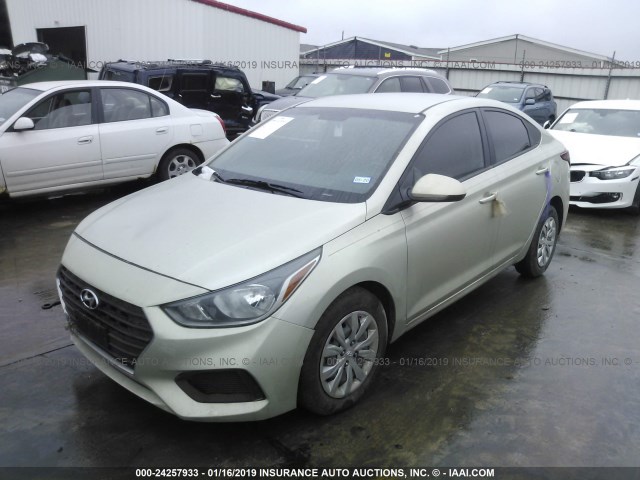 3KPC24A35JE011687 - 2018 HYUNDAI ACCENT SEL GOLD photo 2