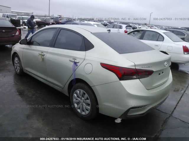 3KPC24A35JE011687 - 2018 HYUNDAI ACCENT SEL GOLD photo 3