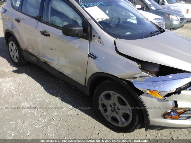 1FMCU0F7XHUC92536 - 2017 FORD ESCAPE S SILVER photo 6