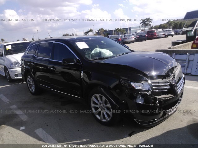 2LMHJ5FK0JBL01552 - 2018 LINCOLN MKT BLACK photo 1