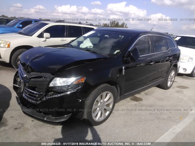 2LMHJ5FK0JBL01552 - 2018 LINCOLN MKT BLACK photo 2