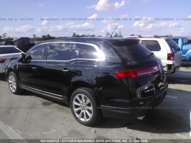 2LMHJ5FK0JBL01552 - 2018 LINCOLN MKT BLACK photo 3