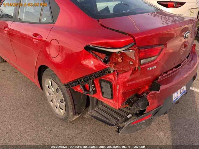 3KPA24AB2JE077614 - 2018 KIA RIO LX/S RED photo 11