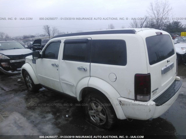 1D8GU28K38W230453 - 2008 DODGE NITRO SXT WHITE photo 3