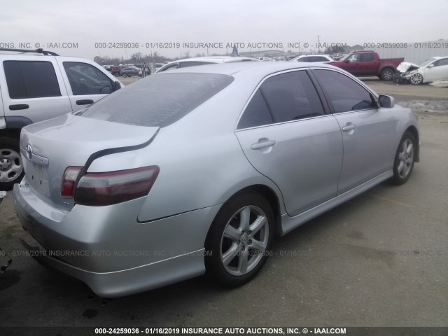 4T1BE46K37U698659 - 2007 TOYOTA CAMRY NEW GENERAT CE/LE/XLE/SE SILVER photo 4