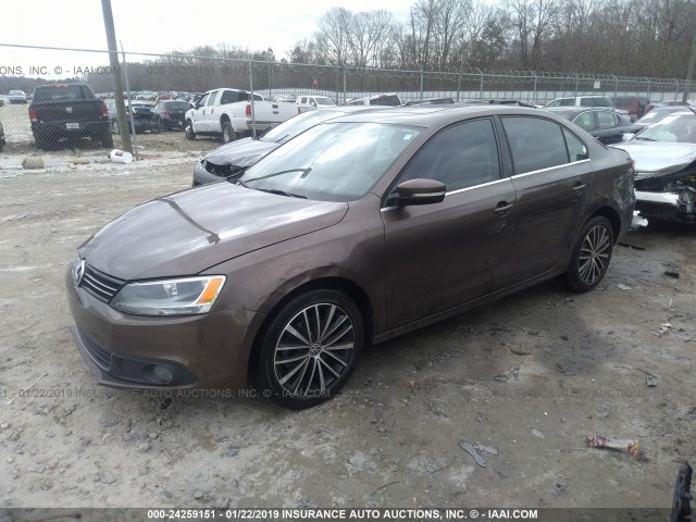 3VWLX7AJ3CM366462 - 2012 VOLKSWAGEN JETTA SEL Dark Brown photo 2