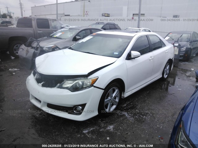 4T1BF1FK9CU559626 - 2012 TOYOTA CAMRY SE/LE/XLE 白色 照片 2