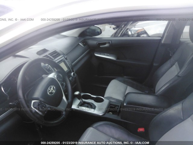 4T1BF1FK9CU559626 - 2012 TOYOTA CAMRY SE/LE/XLE 白色 照片 5