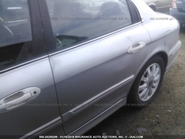 KMHWF35H82A519461 - 2002 HYUNDAI SONATA GLS/LX SILVER photo 6