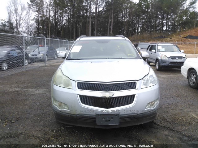 1GNER23D69S114423 - 2009 CHEVROLET TRAVERSE LT SILVER photo 6