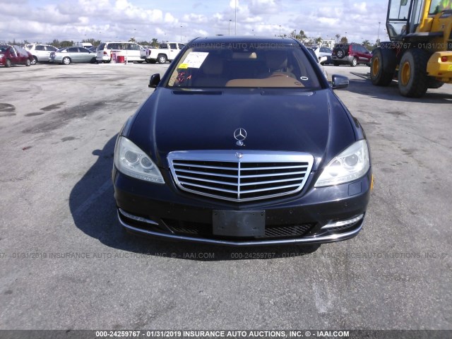 WDDNG8GB2AA326147 - 2010 MERCEDES-BENZ S 550 4MATIC BLACK photo 6