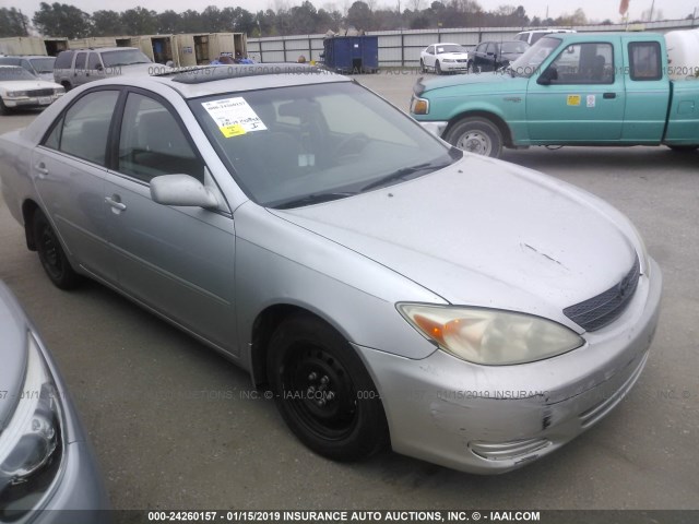 4T1BF32K82U540517 - 2002 TOYOTA CAMRY LE/XLE/SE SILVER photo 1