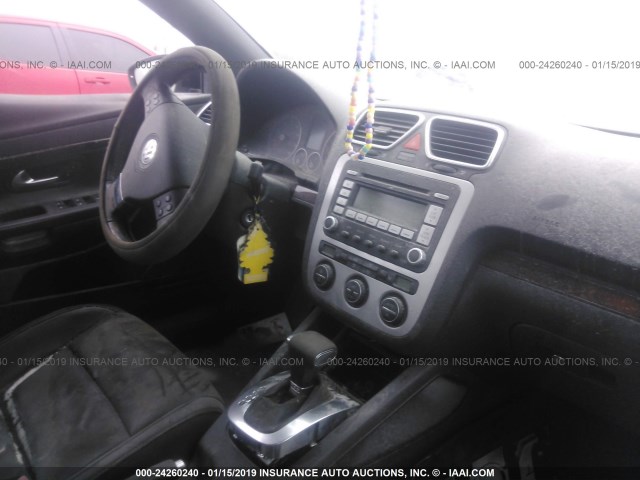 WVWFA71F79V002833 - 2009 VOLKSWAGEN EOS LUX Чорний фото 5